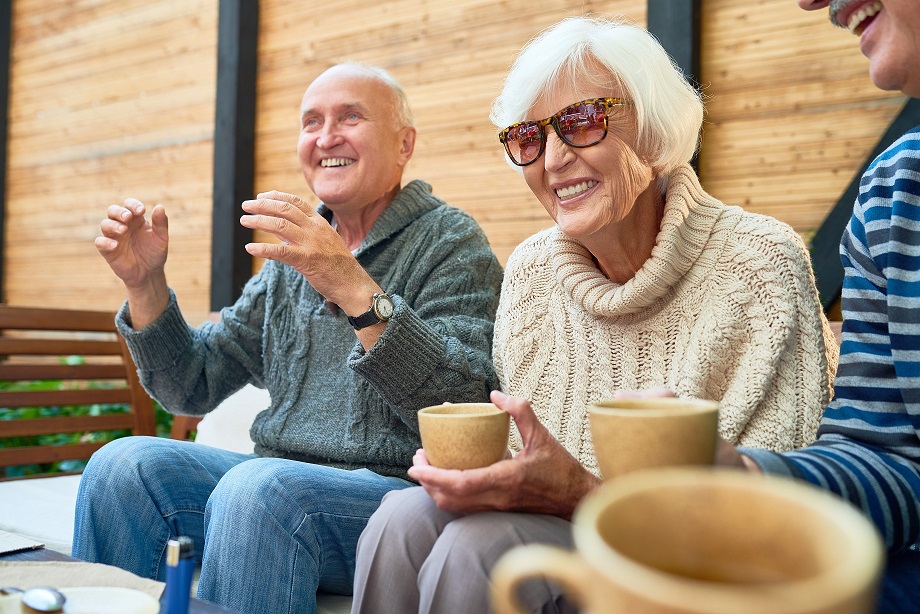 Tea and dementia Tea Prevents Alzheimer's, Cheerful senior friends gathered together